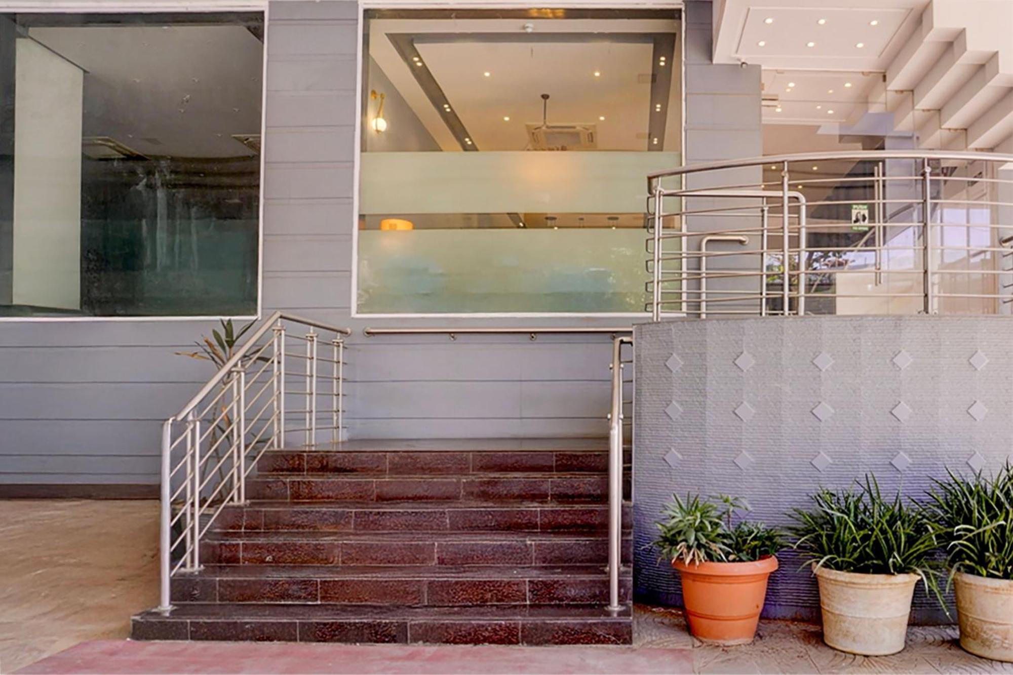 Super Townhouse Bombay Exhibition Centre Goregaon Ngoại thất bức ảnh