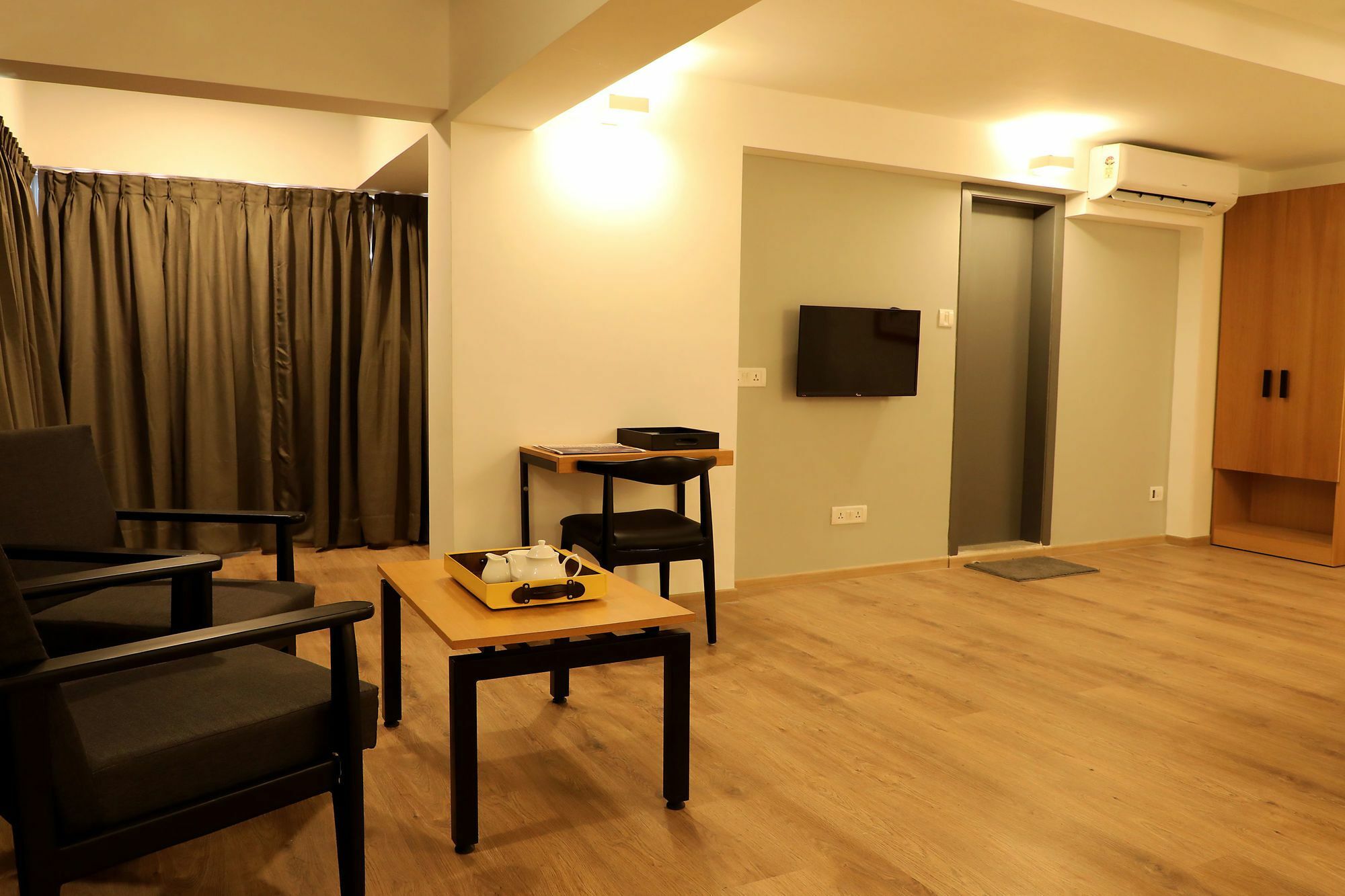 Super Townhouse Bombay Exhibition Centre Goregaon Ngoại thất bức ảnh